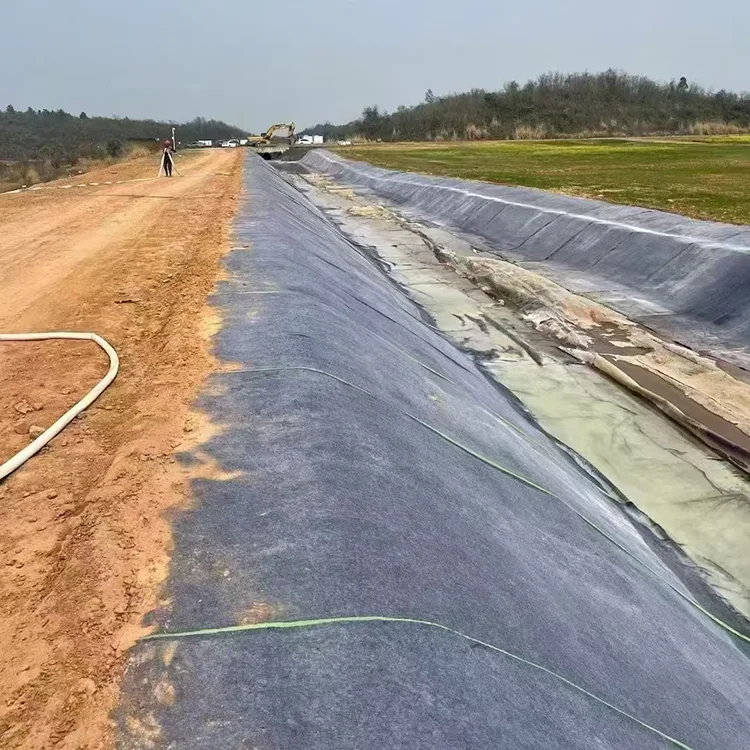 Chăn bê tông ao nuôi trồng thủy sản